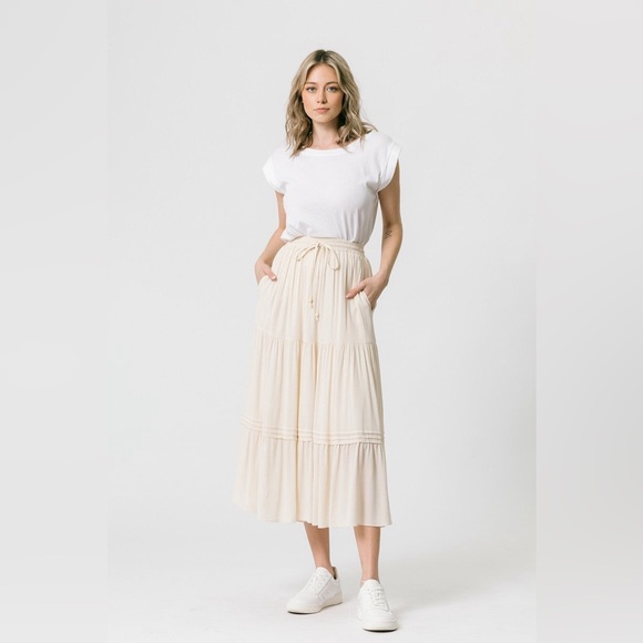 Tie-string midi skirt with smocked waist - Picture 5 of 5